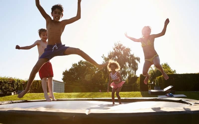 what-size-trampoline-is-right-for-you?-this-is-a-simple-guide