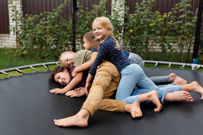 four-unbeatable-trampoline-products-for-heavy-adults:-best-trampoline